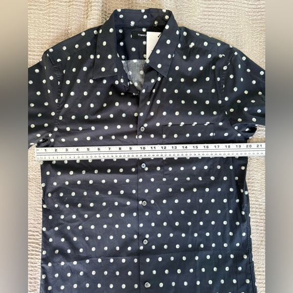 🖤 Theory Men’s Black Polka Dot Short Sleeve Shirt NWT Size S 🖤 - Picture 11 of 11